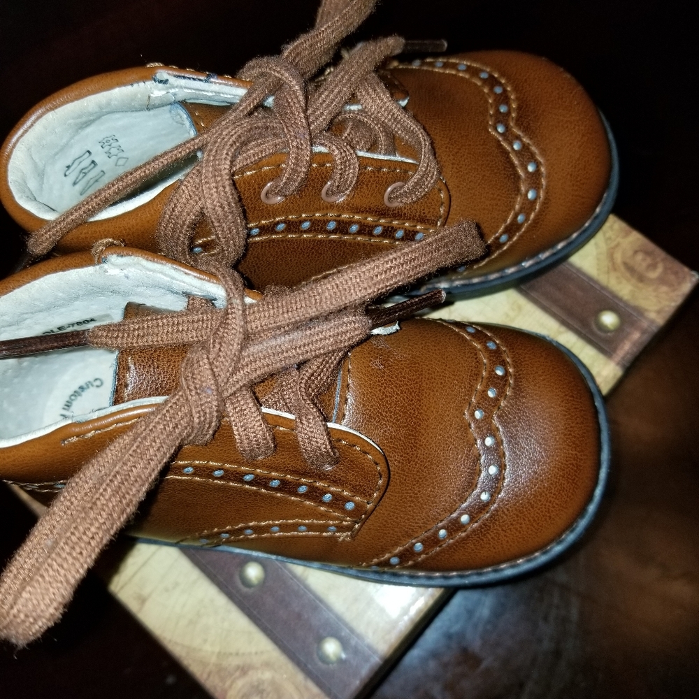 Beginners walking shoes